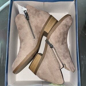 Women’s ankle boot